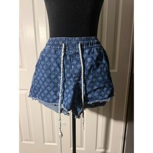 # Women's Small Designed Loft Denim Shorts - Drawstring, Frayed Hems